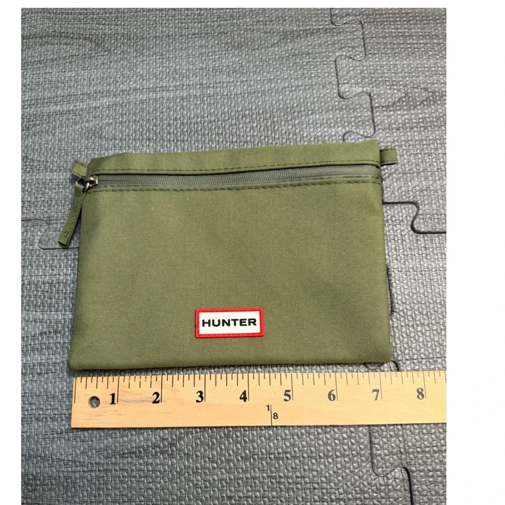 Hunter Olive Green Canvas Zipper Pouch Travel Organizer Makeup Bag Logo Patch